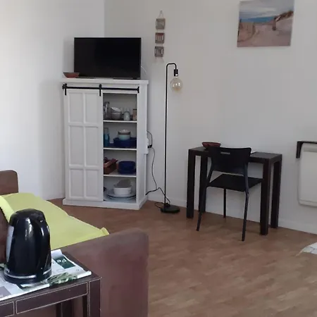 Vue 1r Etage Avec Balcon Daire Les Sables-dʼOlonne