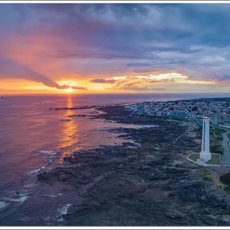 Διαμέρισμα Vue 1r Etage Avec Balcon